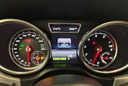 harmaa Mercedes-Benz GLE 2017 kuva 20.