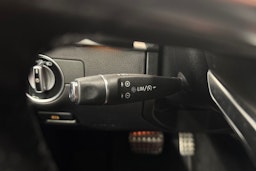 harmaa Mercedes-Benz GLE 2017 kuva 22.