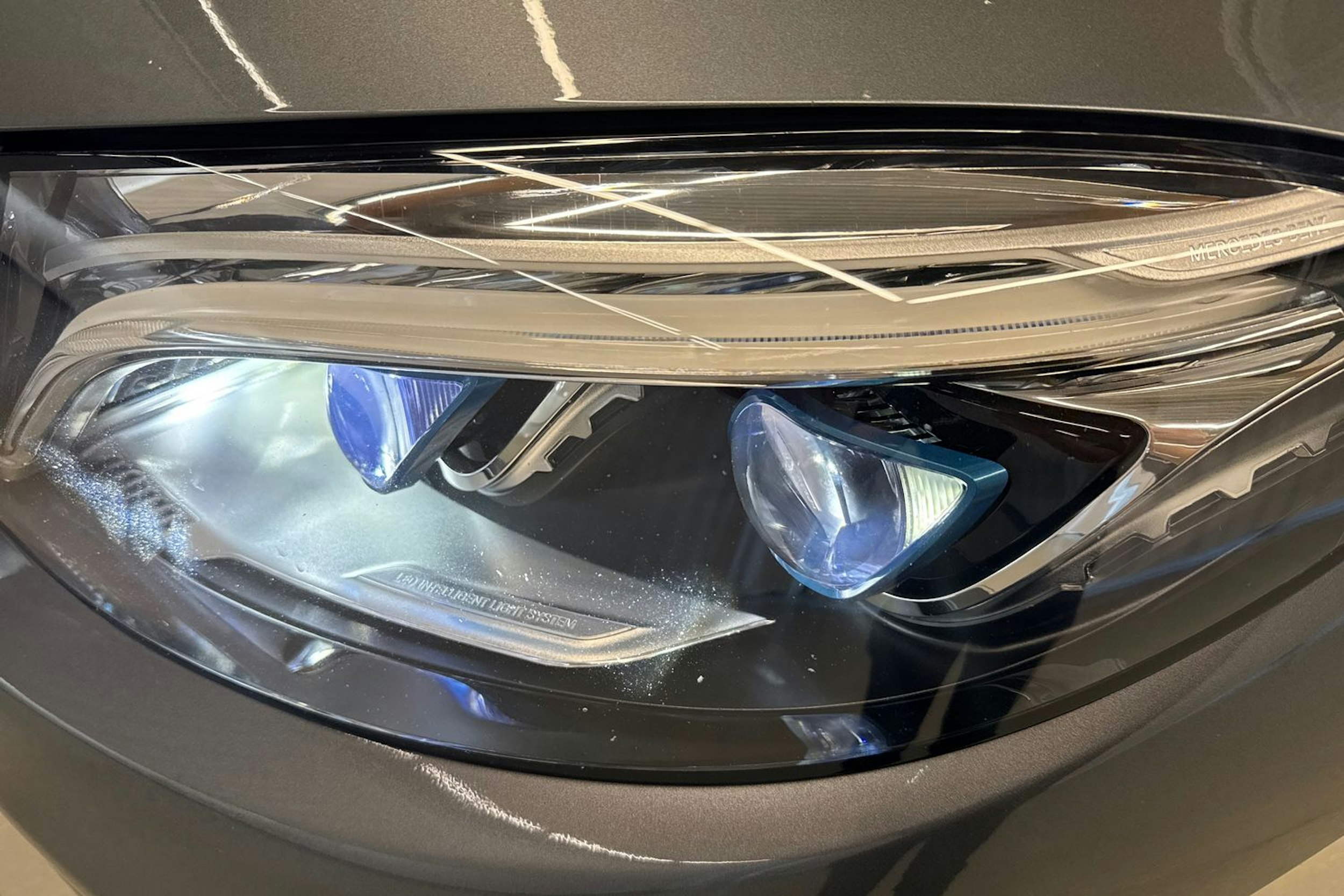 harmaa Mercedes-Benz GLE 2017 kuva 32.