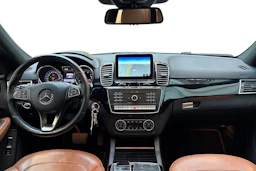 Valkoinen Mercedes-Benz GLE 2018 kuva 7.