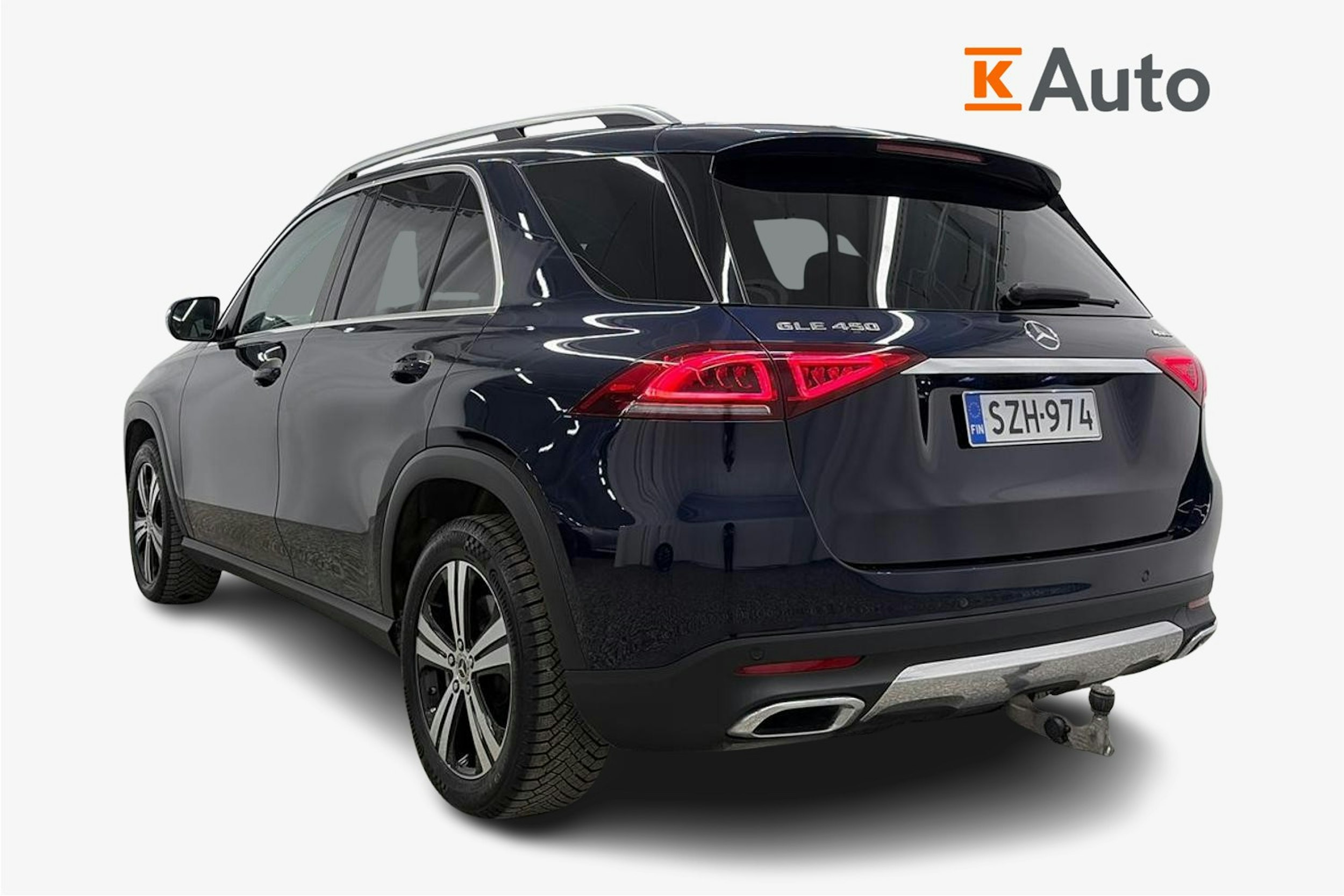 Sininen Mercedes-Benz GLE 2019 kuva 2.