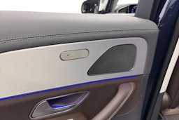 Sininen Mercedes-Benz GLE 2020 kuva 11.