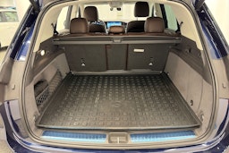 Sininen Mercedes-Benz GLE 2020 kuva 15.