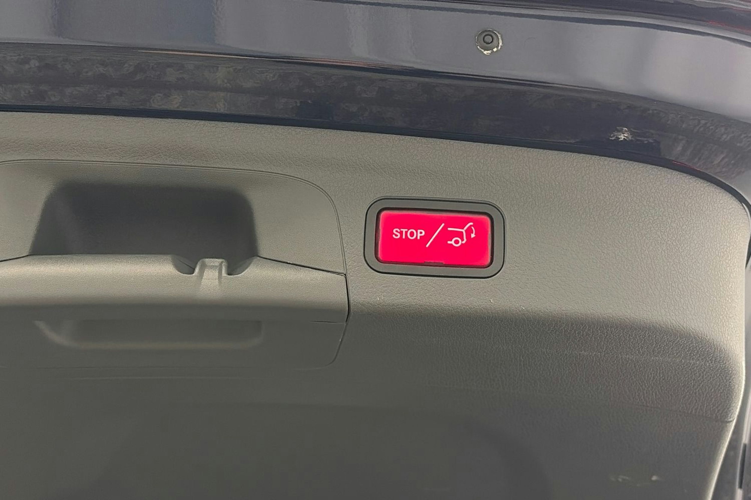 Sininen Mercedes-Benz GLE 2020 kuva 16.