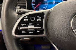 Sininen Mercedes-Benz GLE 2020 kuva 25.