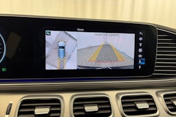 Sininen Mercedes-Benz GLE 2020 kuva 28.