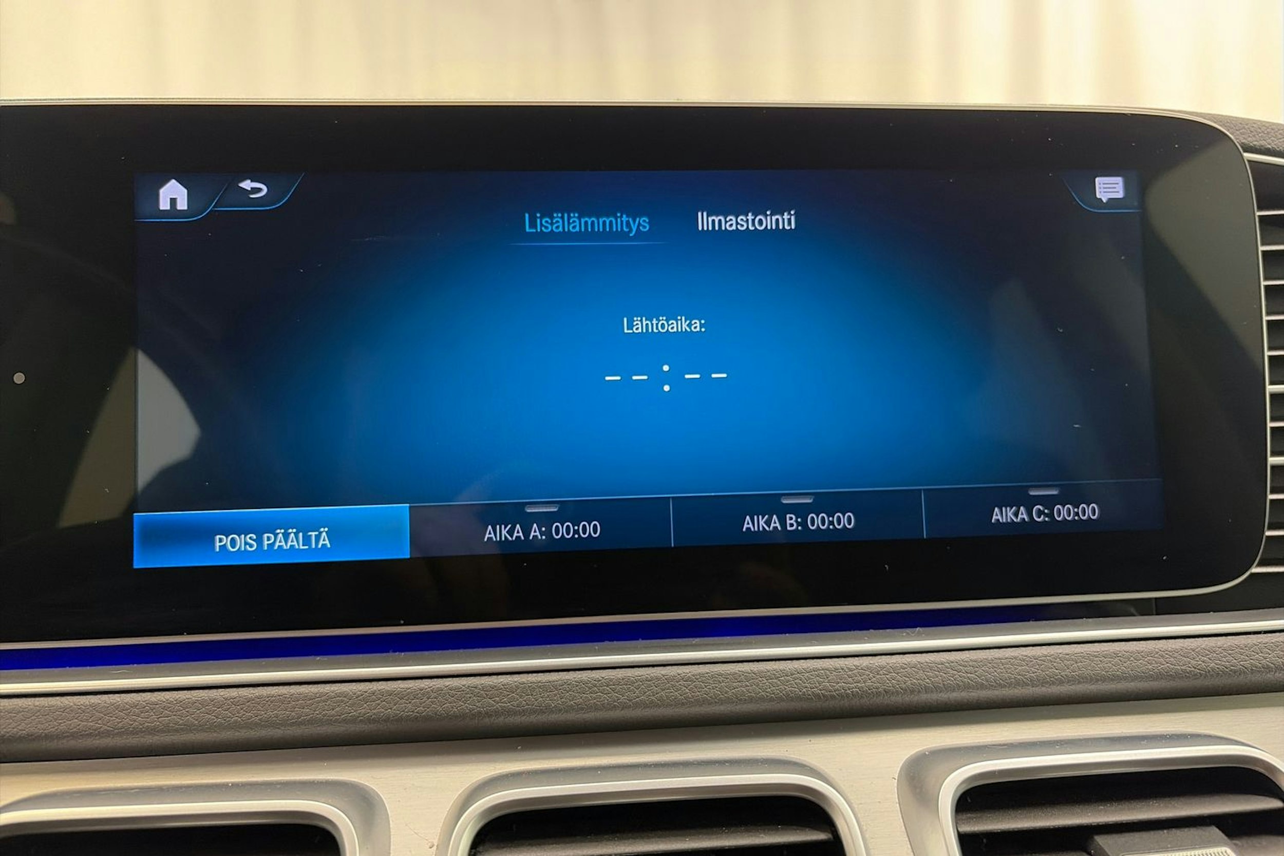 Sininen Mercedes-Benz GLE 2020 kuva 35.