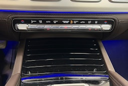 Sininen Mercedes-Benz GLE 2020 kuva 36.