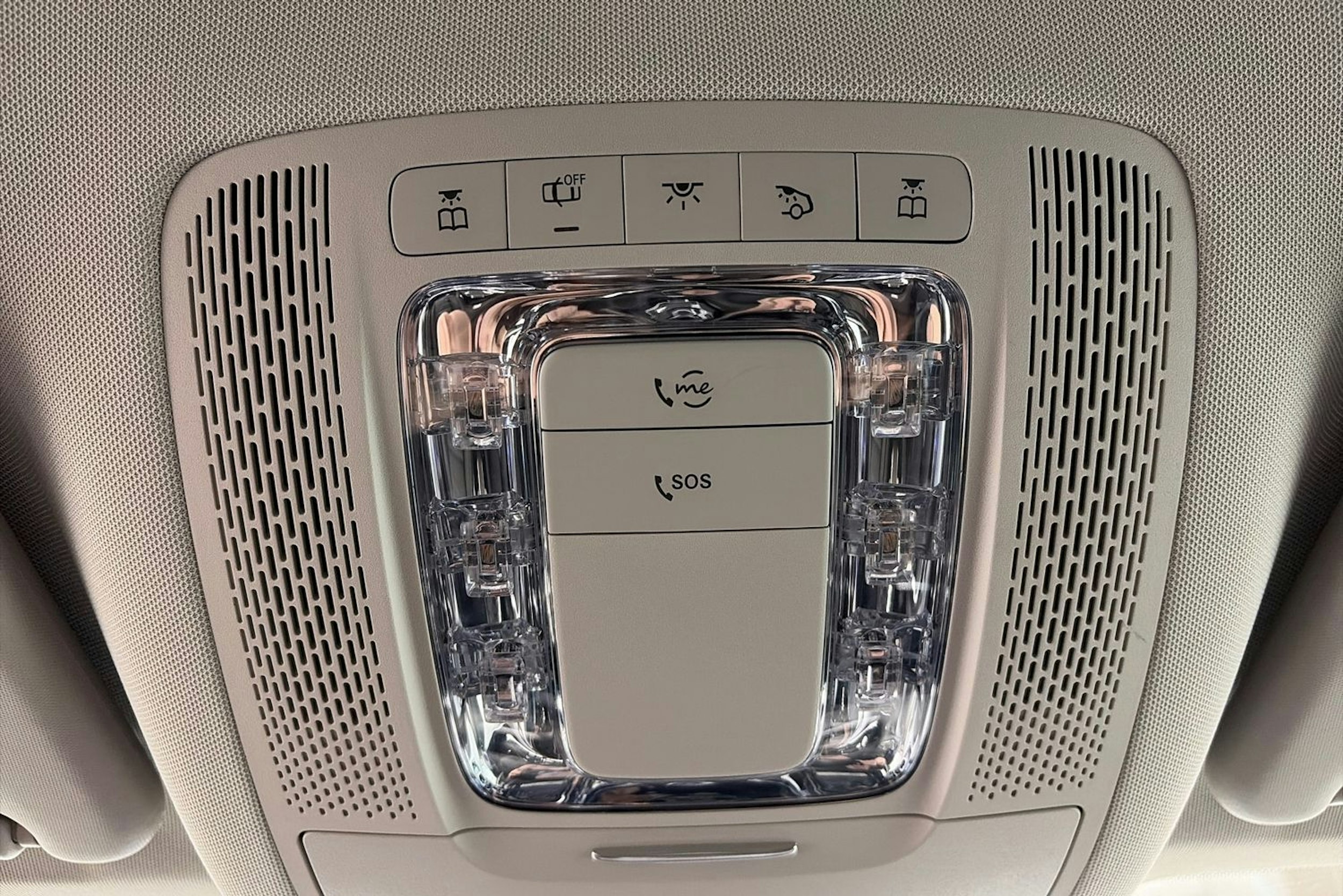 Sininen Mercedes-Benz GLE 2020 kuva 40.