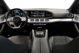 valkoinen Mercedes-Benz GLE 2020 kuva 9.