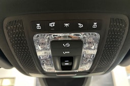 valkoinen Mercedes-Benz GLE 2020 kuva 30.