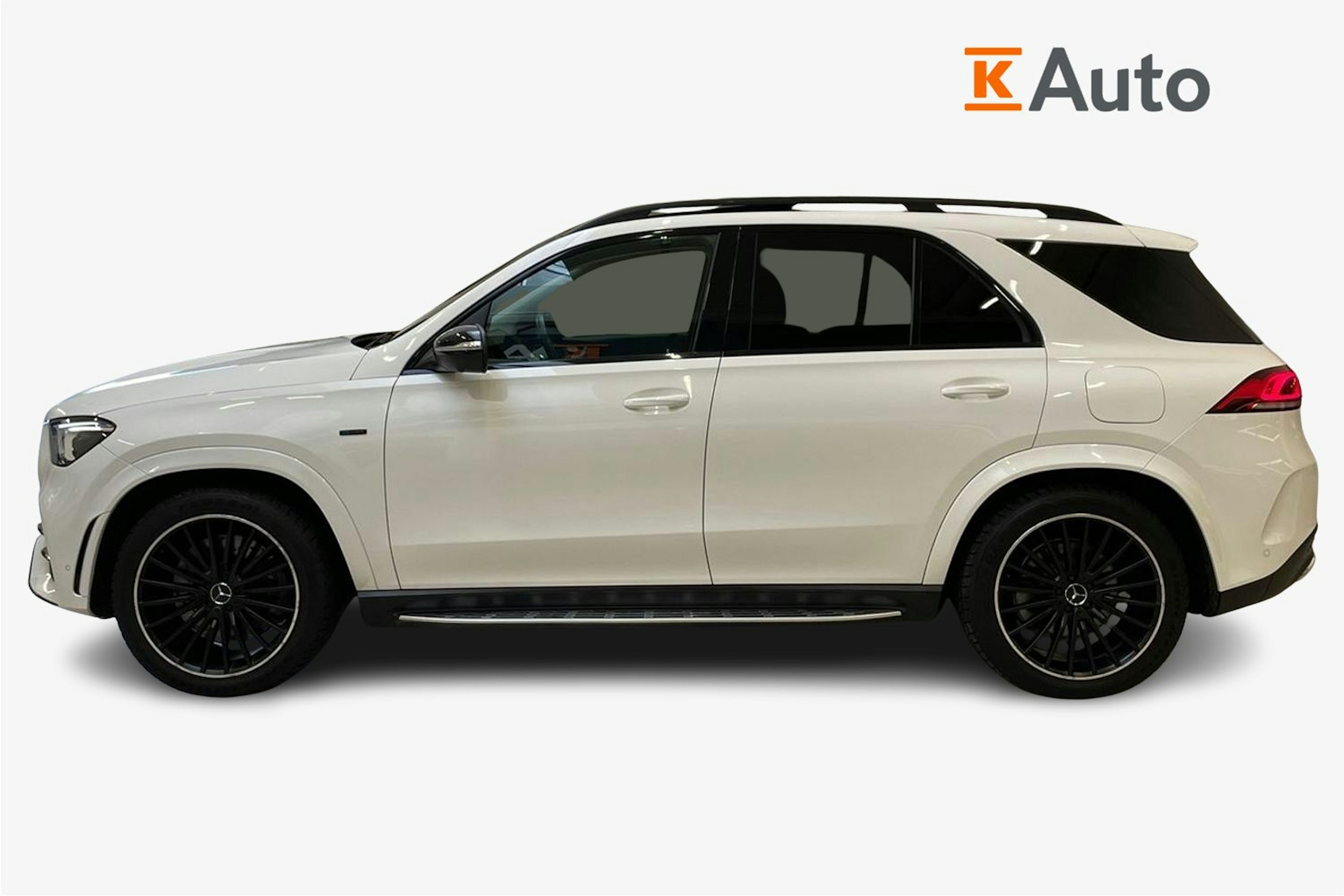 valkoinen Mercedes-Benz GLE 2020 kuva 6.