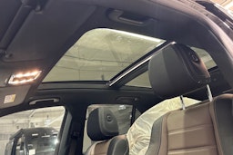 Musta Mercedes-Benz GLE 2020 kuva 17.