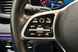 Musta Mercedes-Benz GLE 2020 kuva 19.