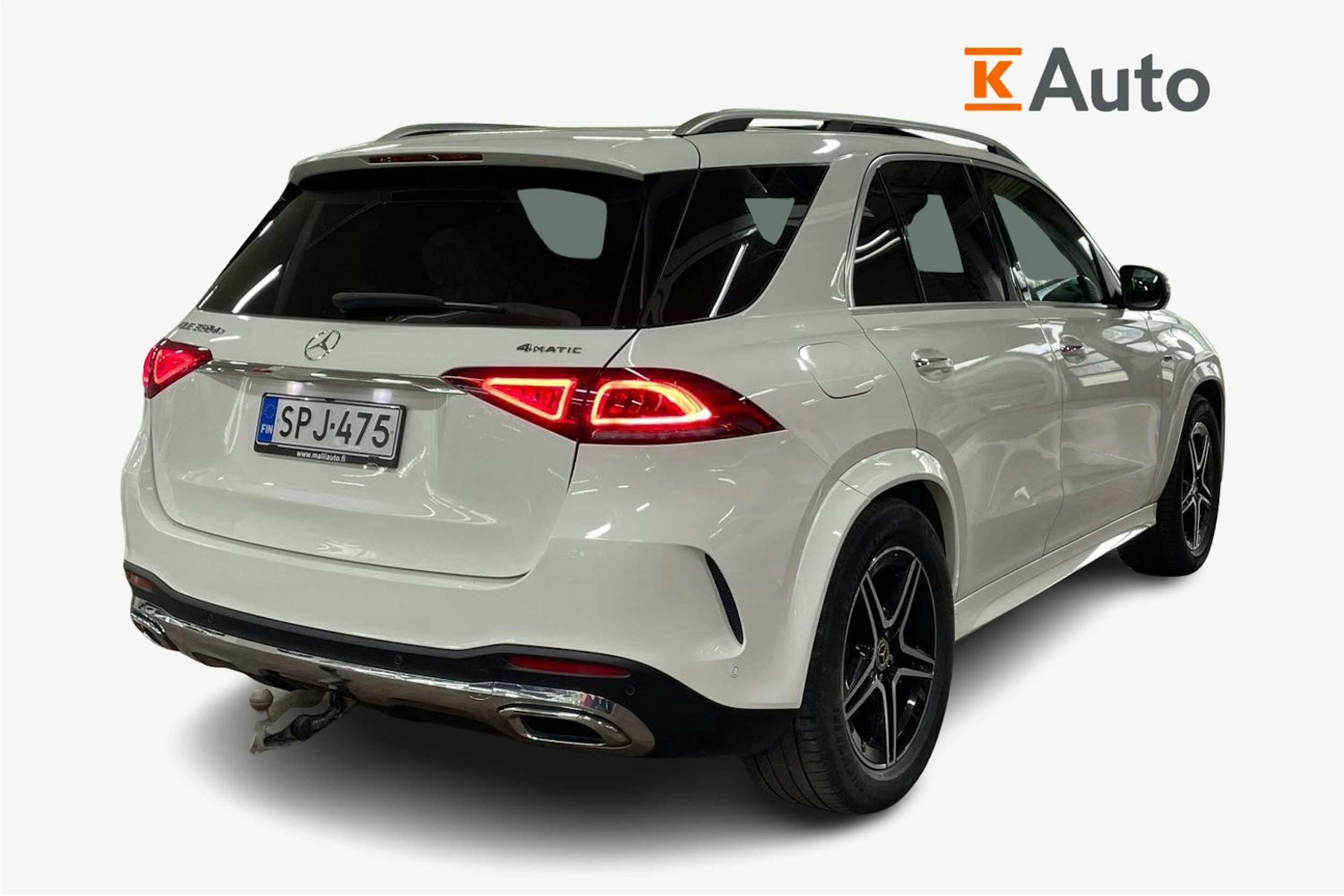 Valkoinen Mercedes-Benz GLE 2020 kuva 2.
