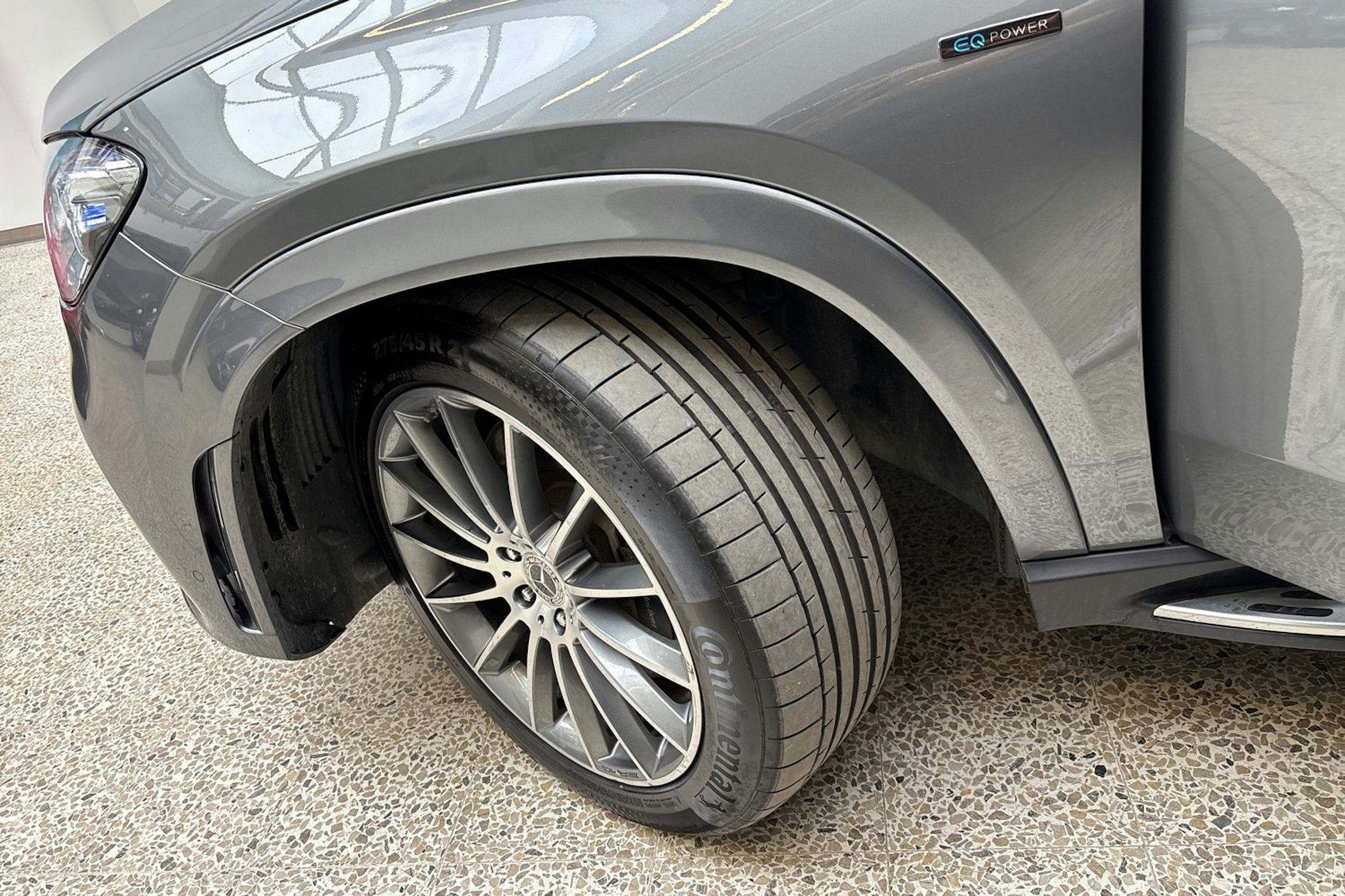harmaa Mercedes-Benz GLE 2020 kuva 10.