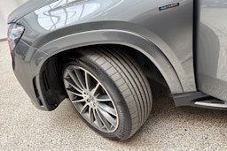 harmaa Mercedes-Benz GLE 2020 kuva 10.