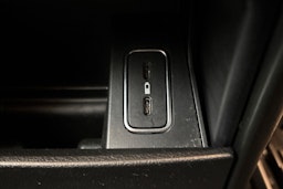 harmaa Mercedes-Benz GLE 2020 kuva 15.