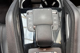 harmaa Mercedes-Benz GLE 2020 kuva 27.