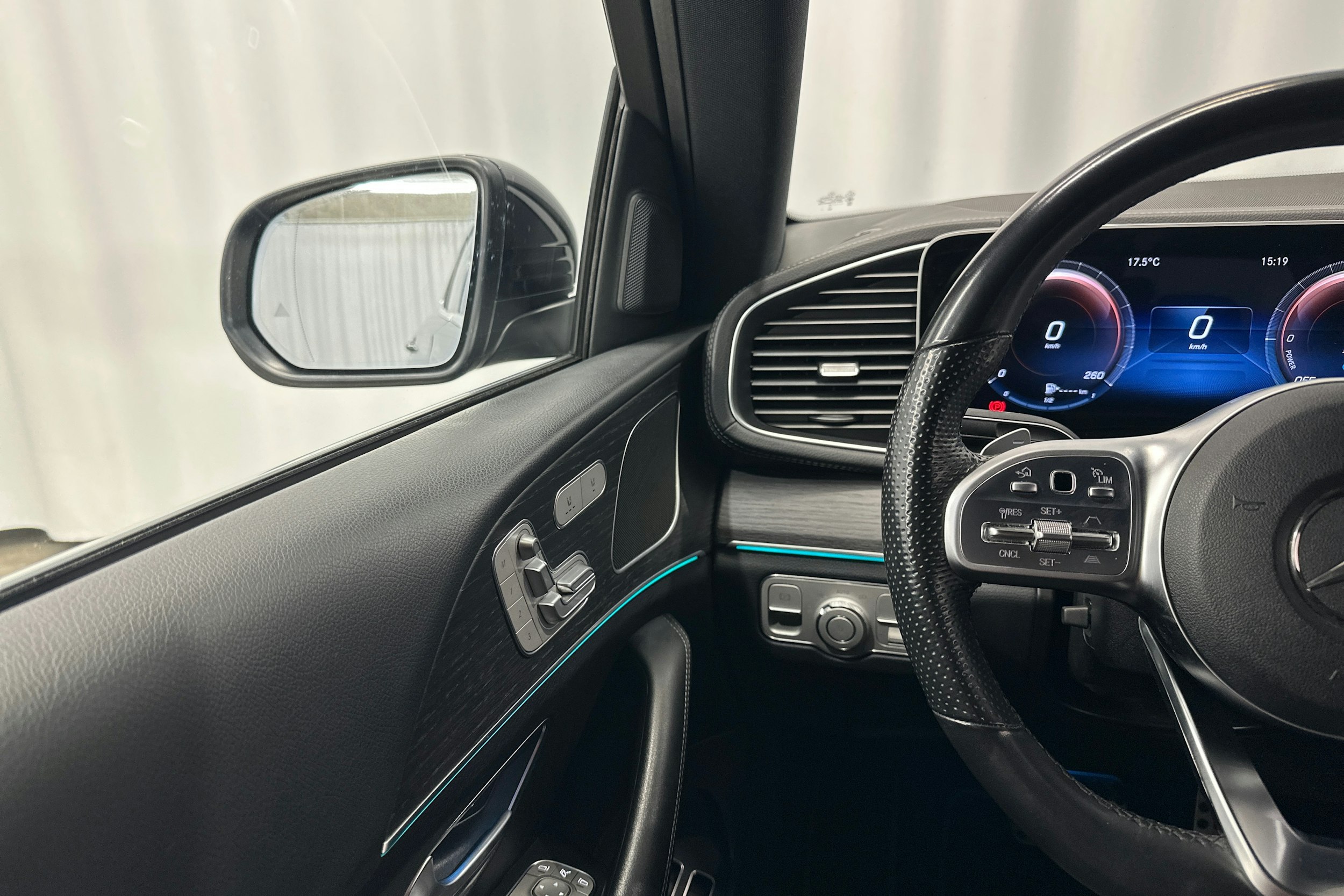 met. vihreä Mercedes-Benz GLE 2021 kuva 19.
