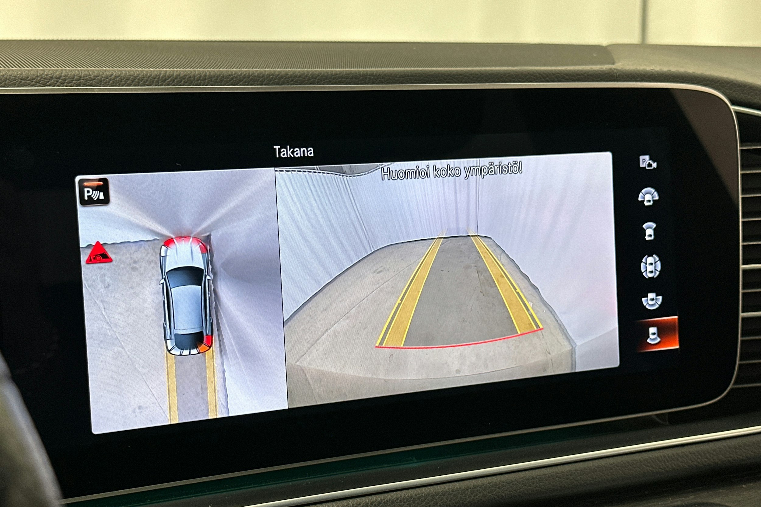met. vihreä Mercedes-Benz GLE 2021 kuva 24.