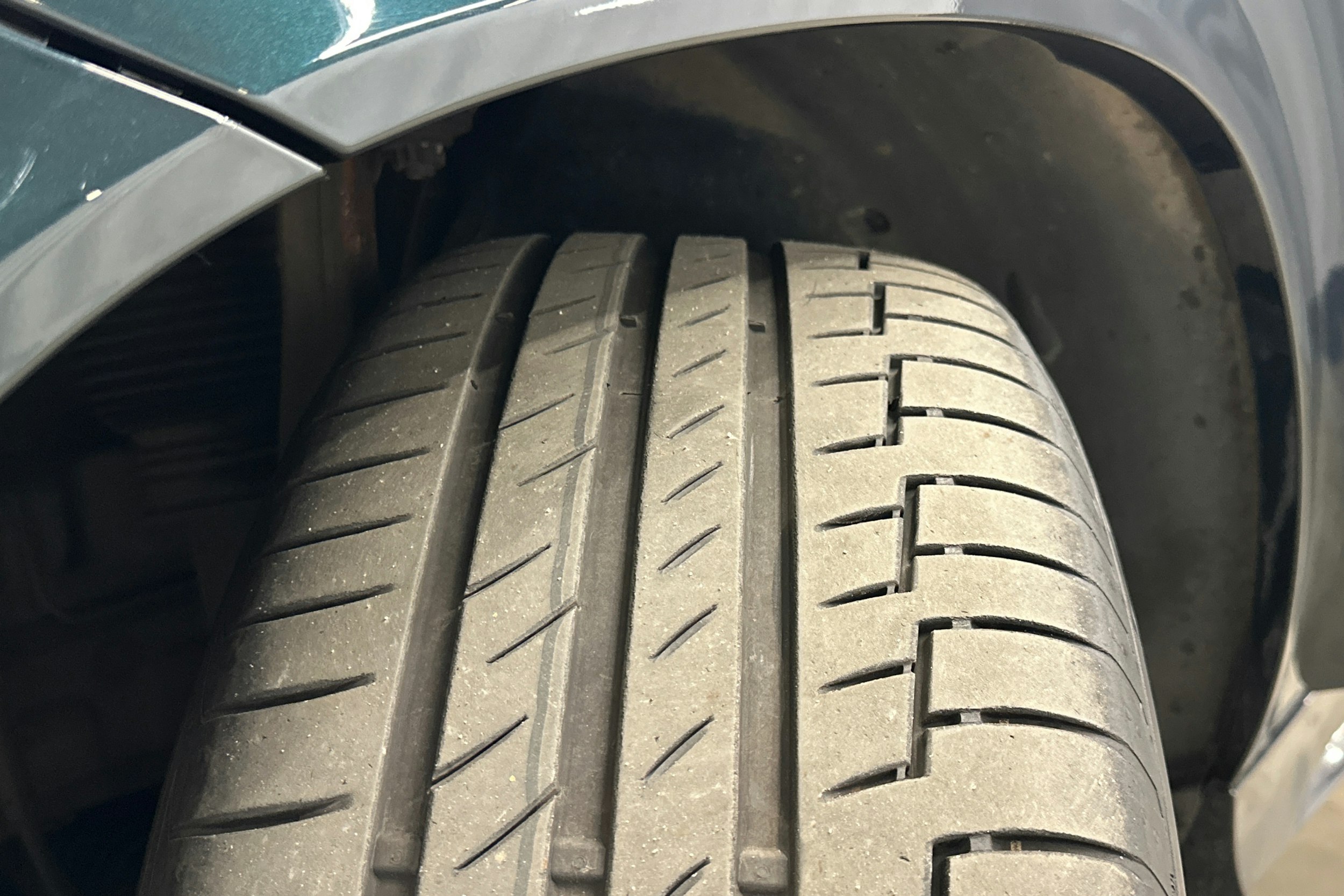 met. vihreä Mercedes-Benz GLE 2021 kuva 36.