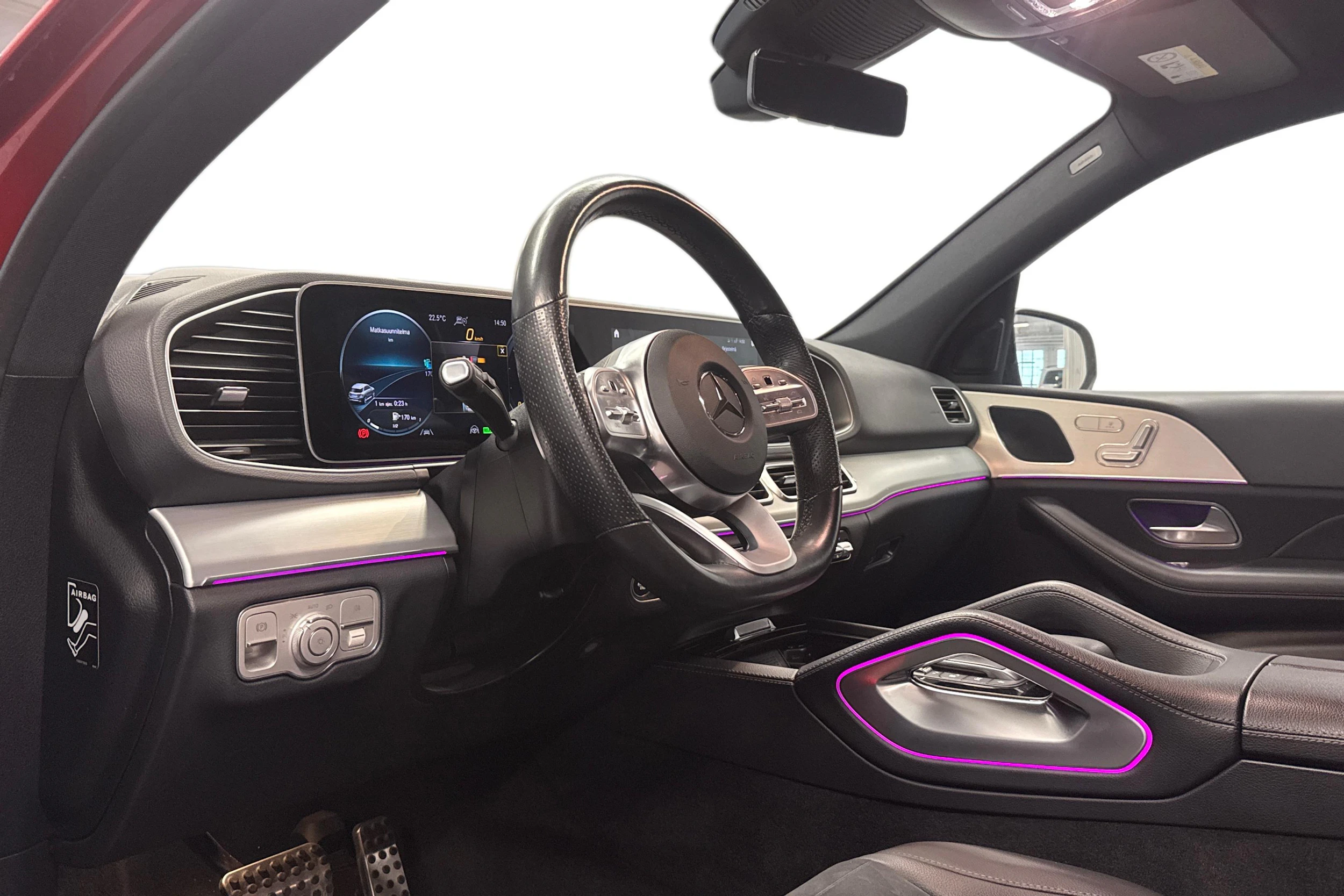 punainen Mercedes-Benz GLE 2021 kuva 3.