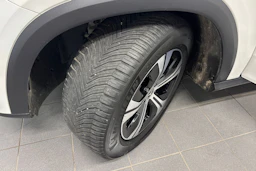 valkoinen Mercedes-Benz GLE 2021 kuva 10.