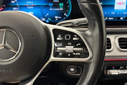 valkoinen Mercedes-Benz GLE 2021 kuva 18.