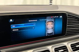valkoinen Mercedes-Benz GLE 2021 kuva 21.