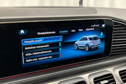 valkoinen Mercedes-Benz GLE 2021 kuva 23.