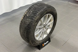 valkoinen Mercedes-Benz GLE 2021 kuva 29.