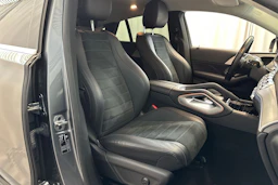 harmaa Mercedes-Benz GLE 2021 kuva 11.