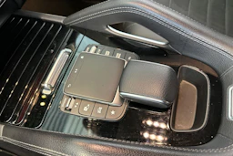 harmaa Mercedes-Benz GLE 2021 kuva 21.