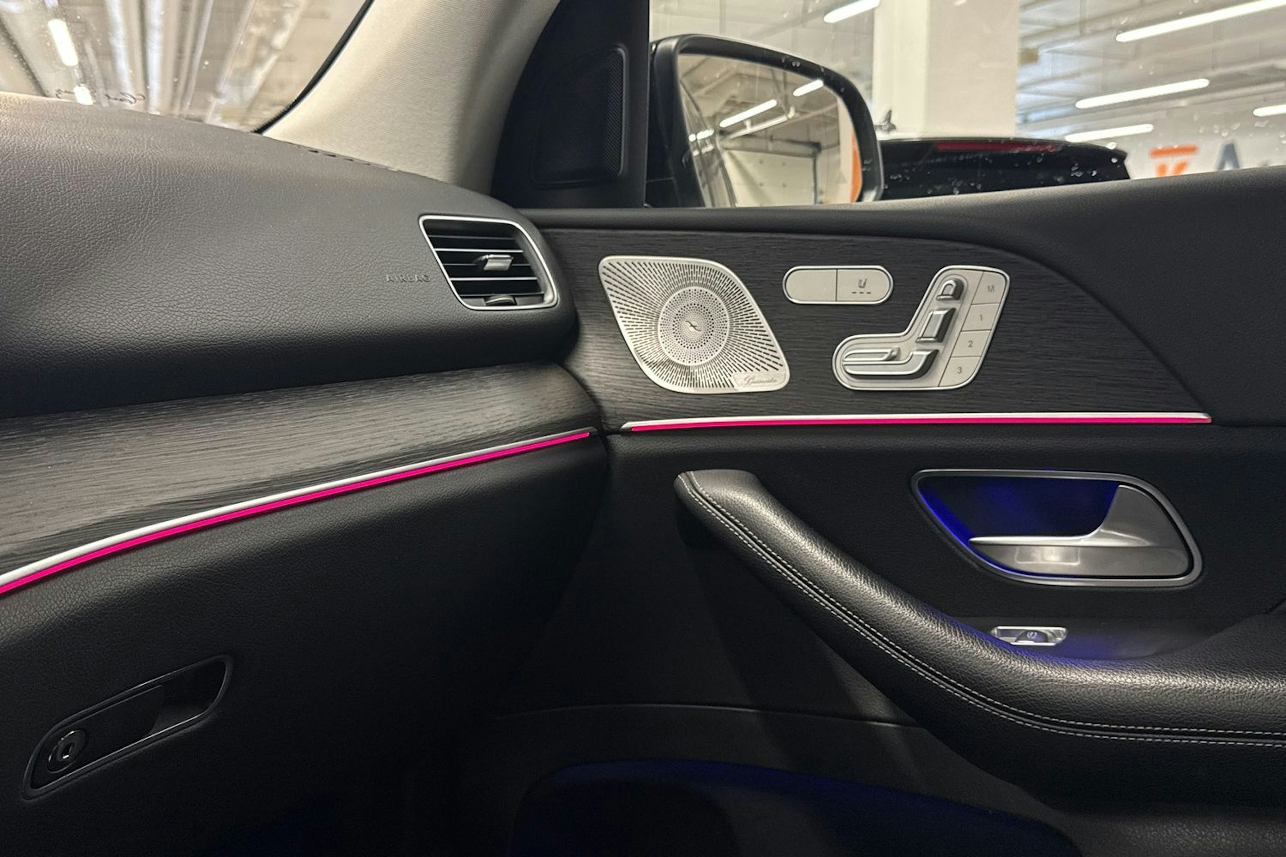 vihreä Mercedes-Benz GLE 2022 kuva 43.