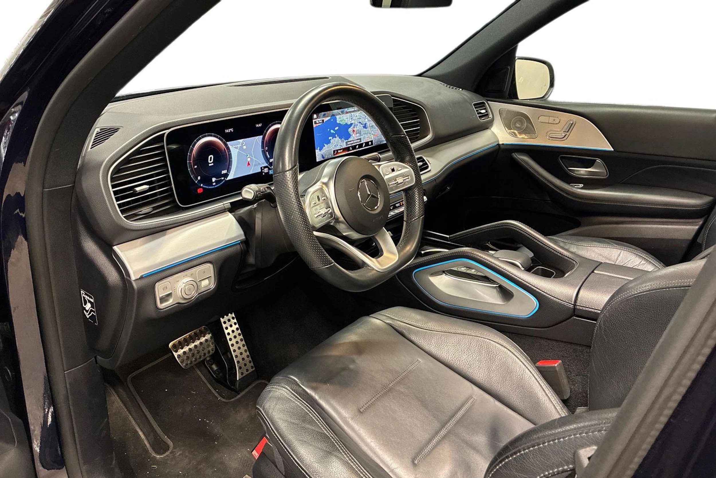 sininen Mercedes-Benz GLE 2022 kuva 6.
