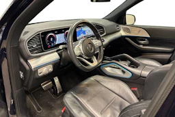 sininen Mercedes-Benz GLE 2022 kuva 6.