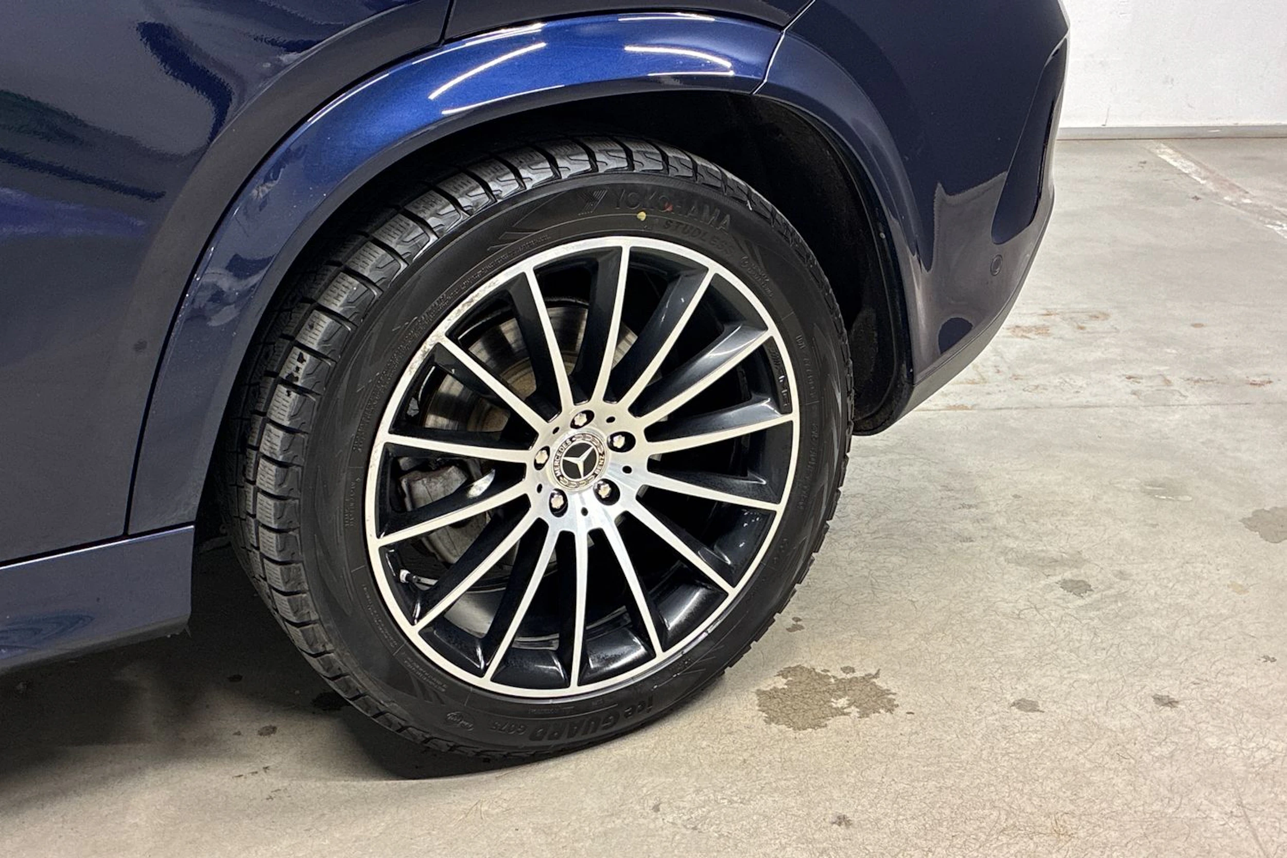 sininen Mercedes-Benz GLE 2022 kuva 10.