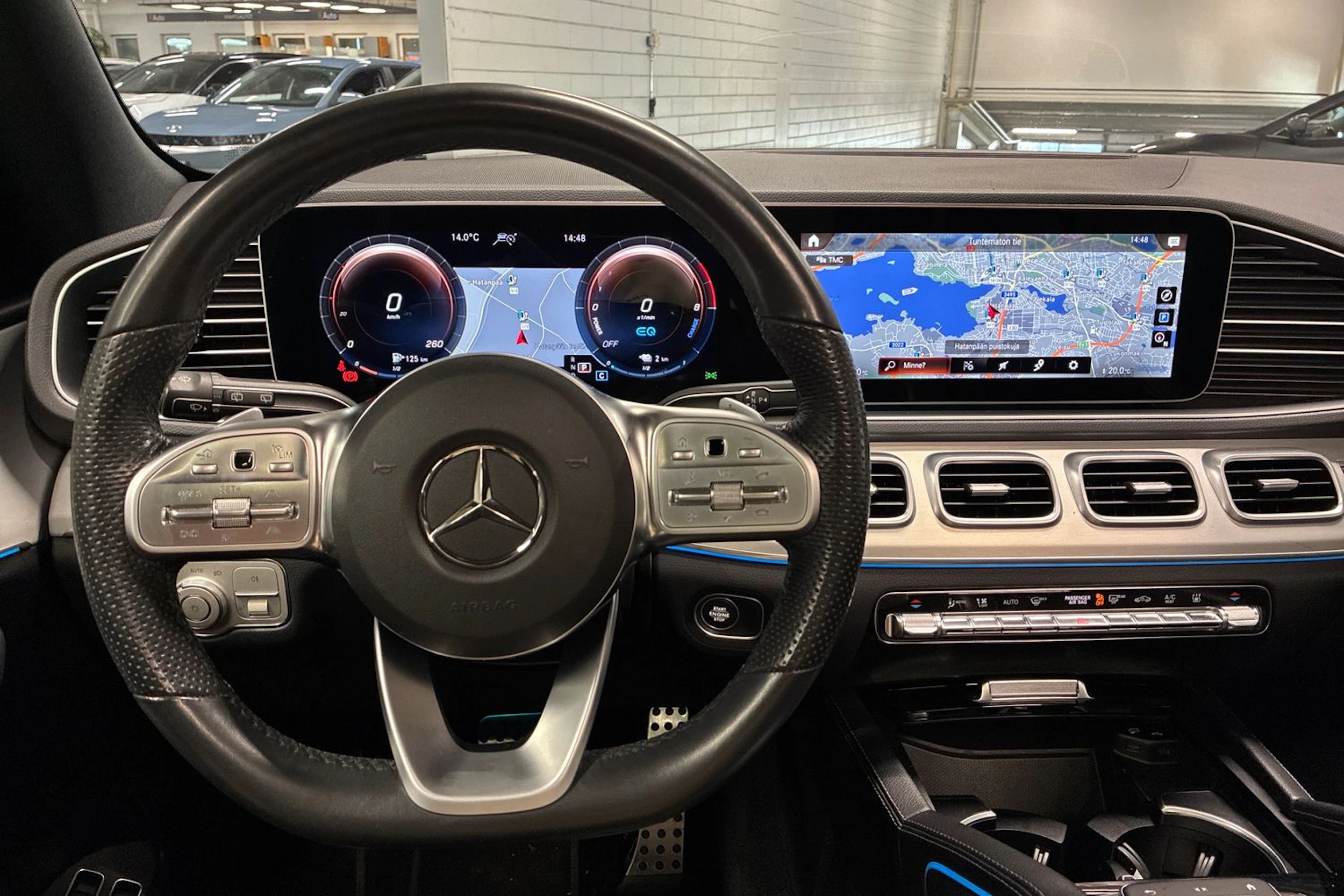 sininen Mercedes-Benz GLE 2022 kuva 11.