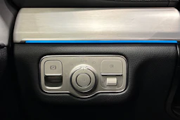 sininen Mercedes-Benz GLE 2022 kuva 16.
