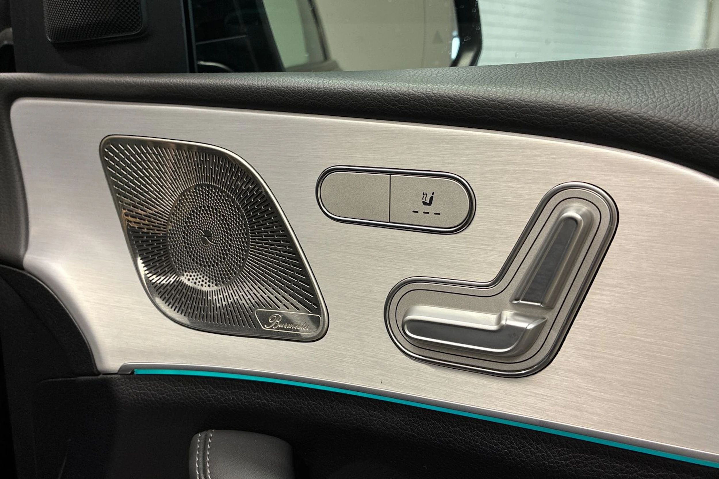 sininen Mercedes-Benz GLE 2022 kuva 36.