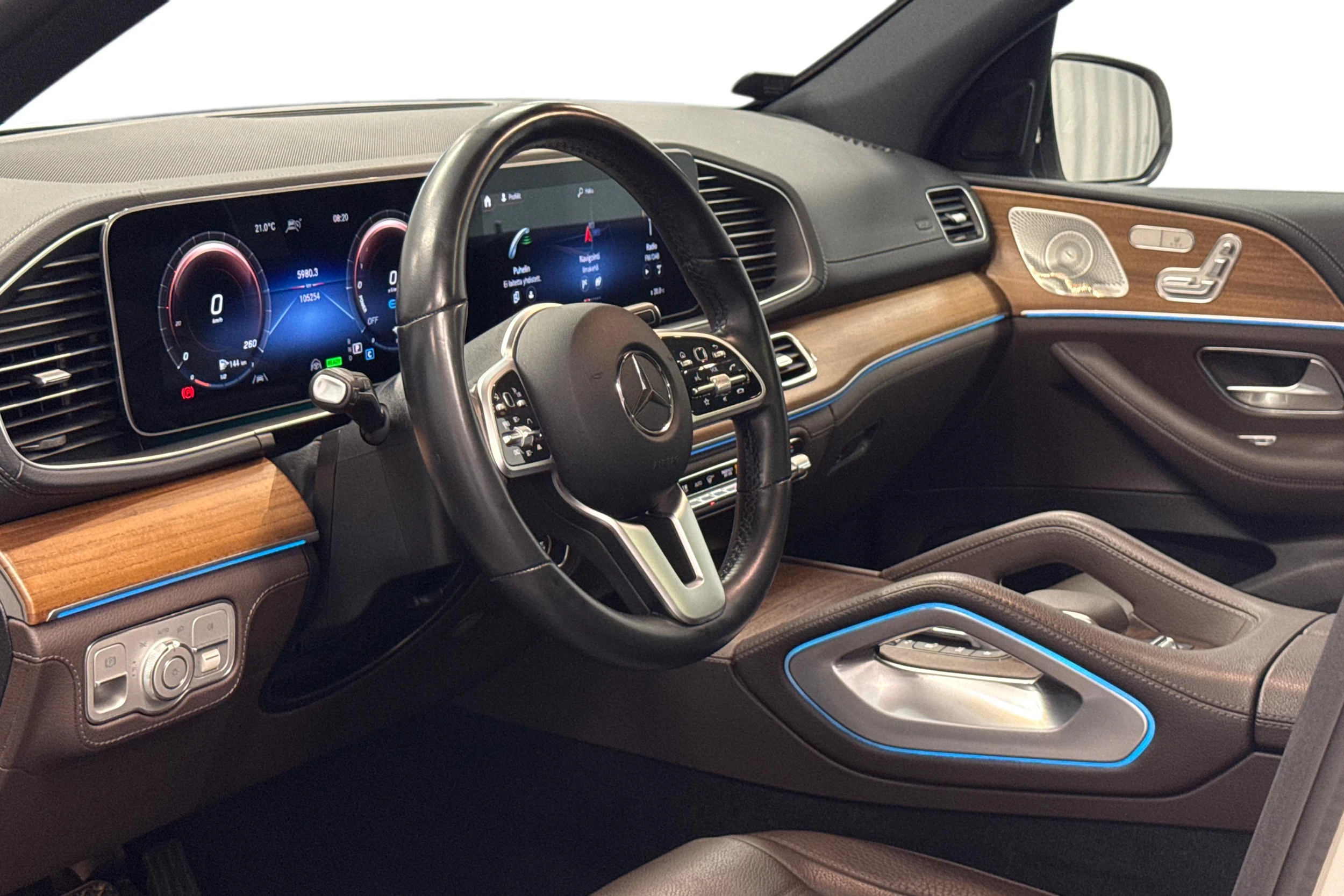 valkoinen Mercedes-Benz GLE 2022 kuva 6.