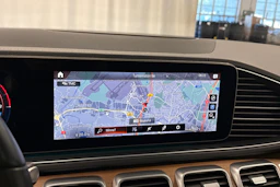 valkoinen Mercedes-Benz GLE 2022 kuva 17.