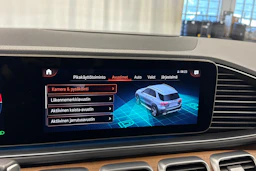 valkoinen Mercedes-Benz GLE 2022 kuva 22.