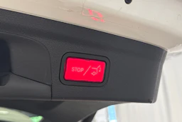 valkoinen Mercedes-Benz GLE 2022 kuva 35.