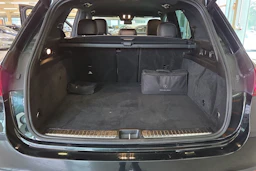 Vihreä Mercedes-Benz GLE 2022 kuva 29.