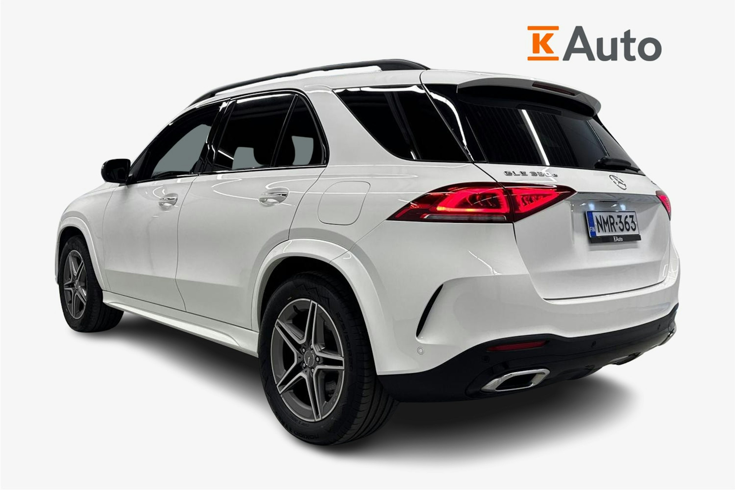 valkoinen Mercedes-Benz GLE 2022 kuva 2.