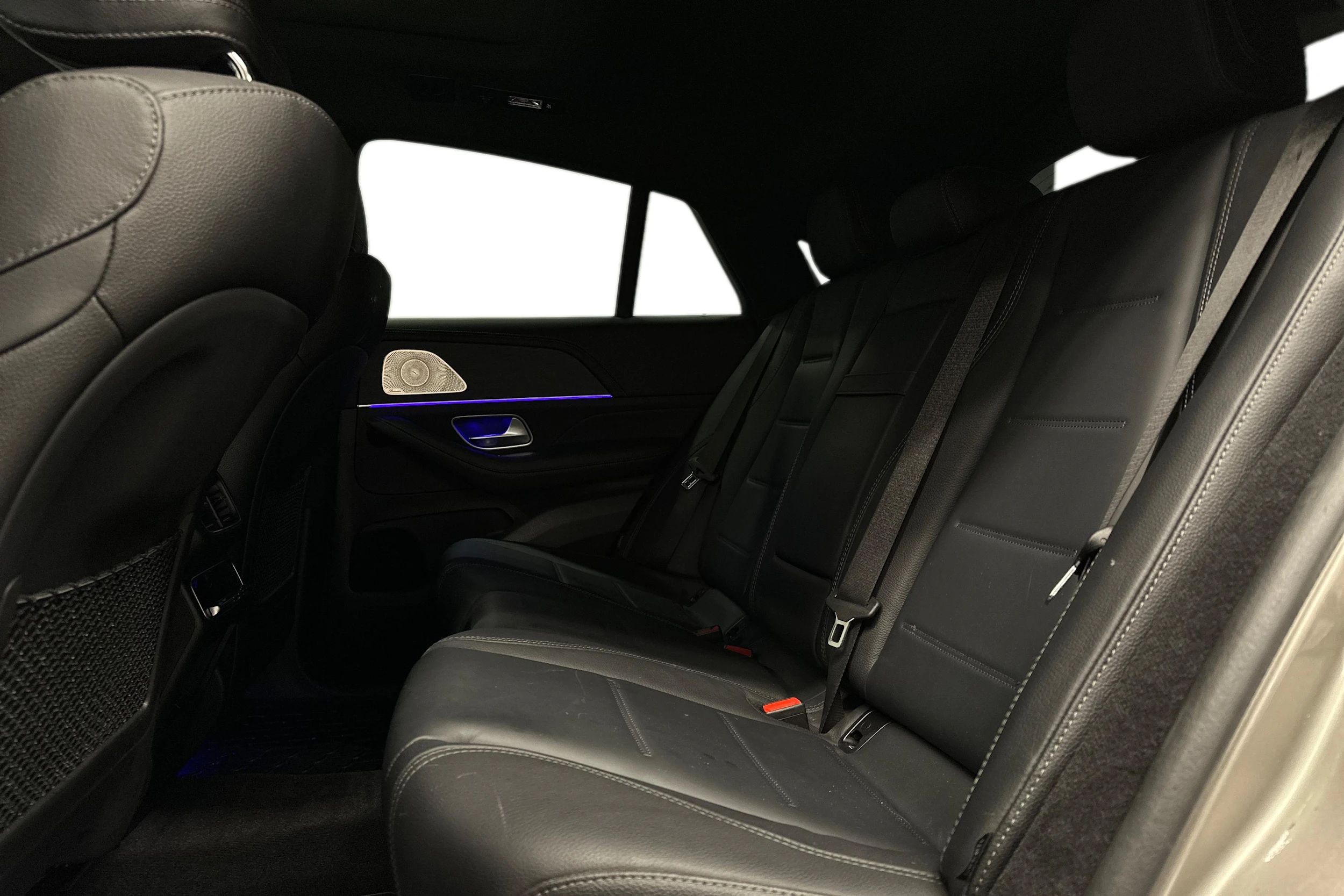 harmaa Mercedes-Benz GLE 2022 kuva 11.