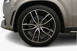 harmaa Mercedes-Benz GLE 2022 kuva 12.