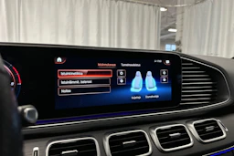 harmaa Mercedes-Benz GLE 2022 kuva 20.